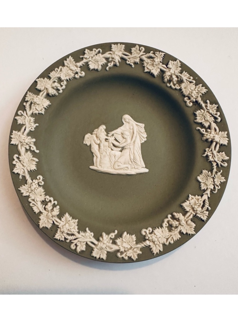 Wedgwood | Decor | Wedgwood Jasperware Trinket Tray | Celadon & Cream | Oracle - Picture 1 of 5